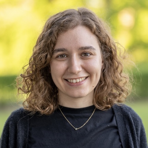 Elif Akata